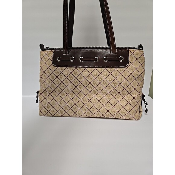 Dooney & Bourke Vintage Tassel Tote Purse Shoulder Bag Canvas Signature Logo 30 - Picture 3 of 15